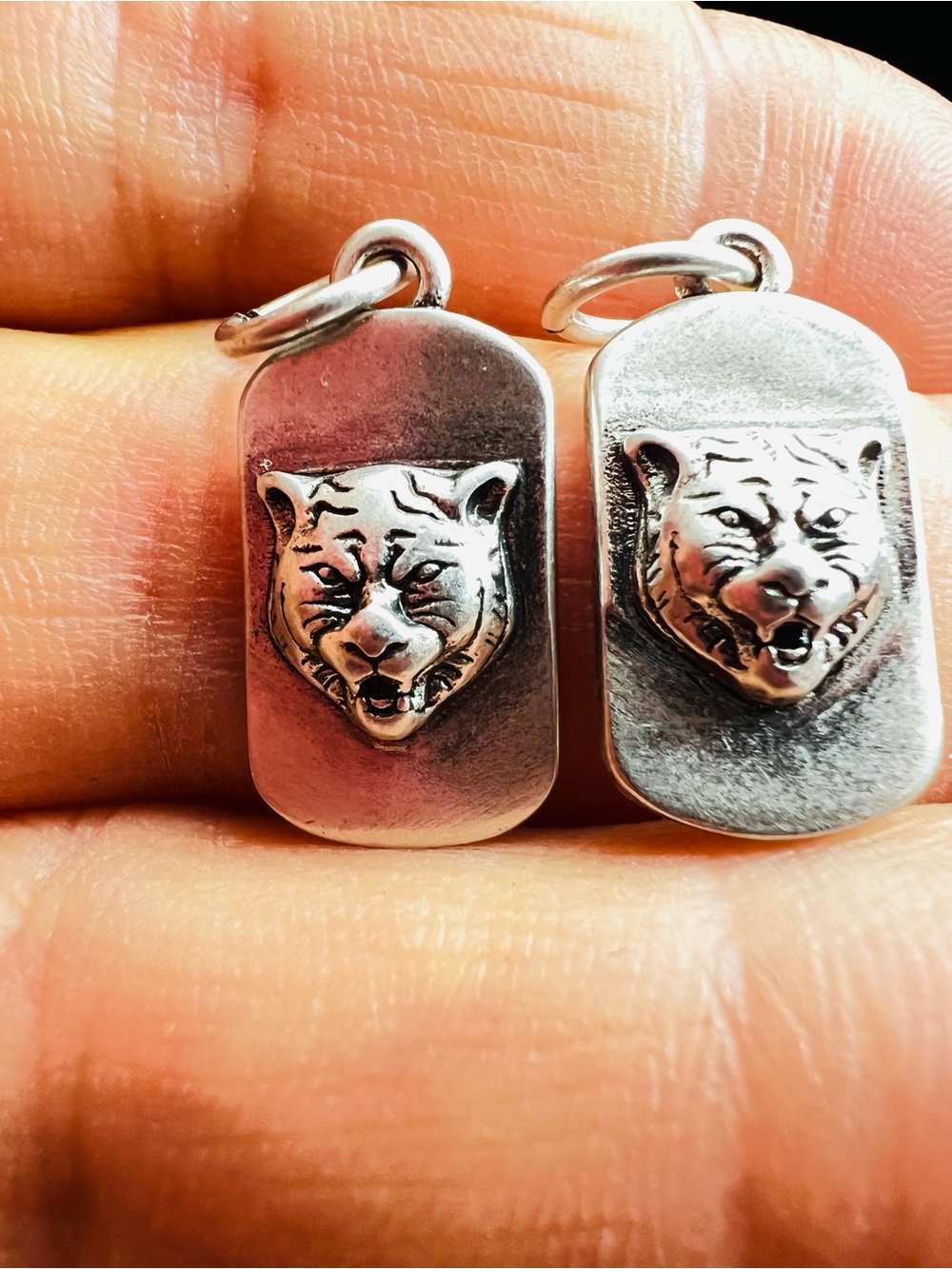 Unbranded Fashion lot of 2 Tiger Head Pendant Necklace Charm - Silver